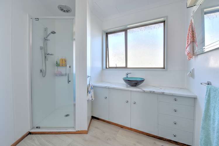 86 Seaward Road Edendale_10