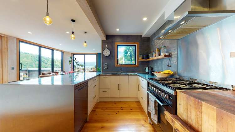 4 Milne Terrace Island Bay_2