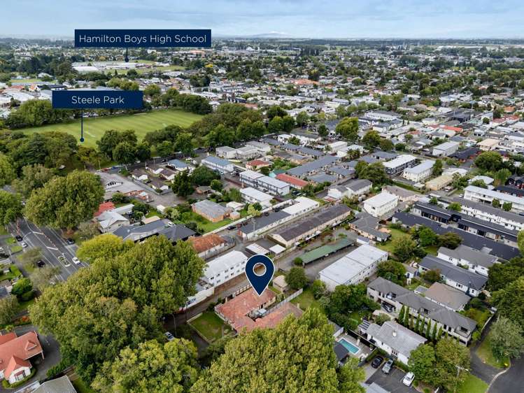 198 Grey Street Hamilton East_17