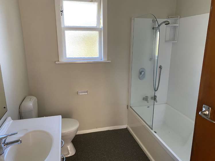 14 John Street Trentham_8