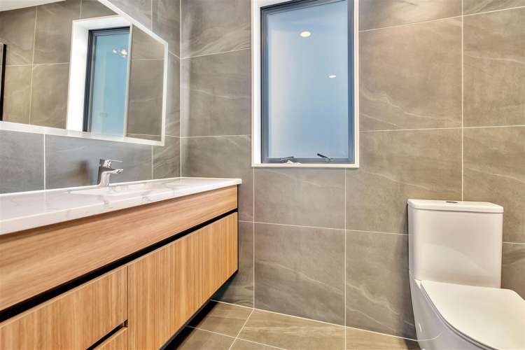 14 Whawhaki Road Beachlands_16