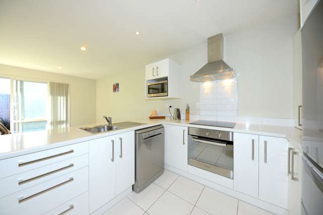 2/43 Waltham Road Sydenham_2