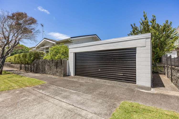 82 Valley Road Mt Eden_11