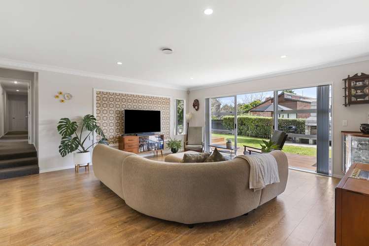 54 Kuripaka Crescent_4