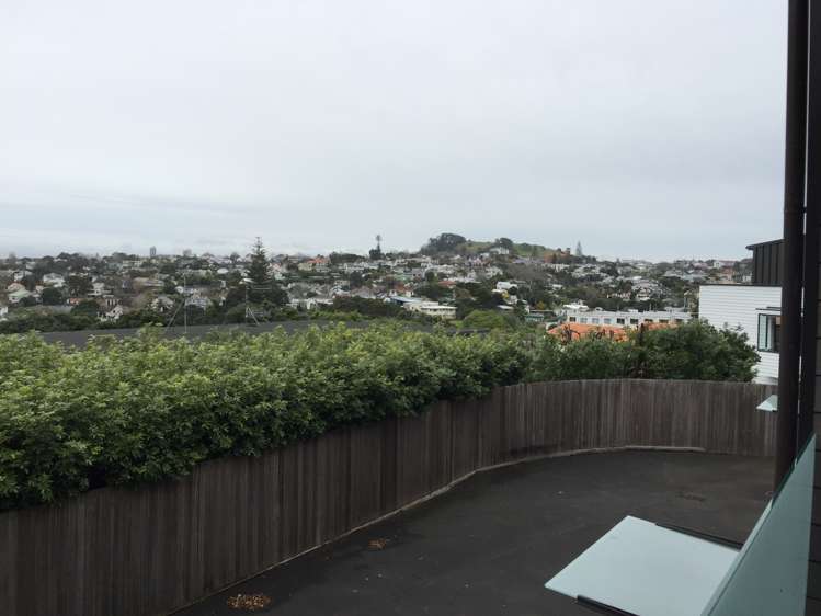 3/7 Cowie Street Parnell_10