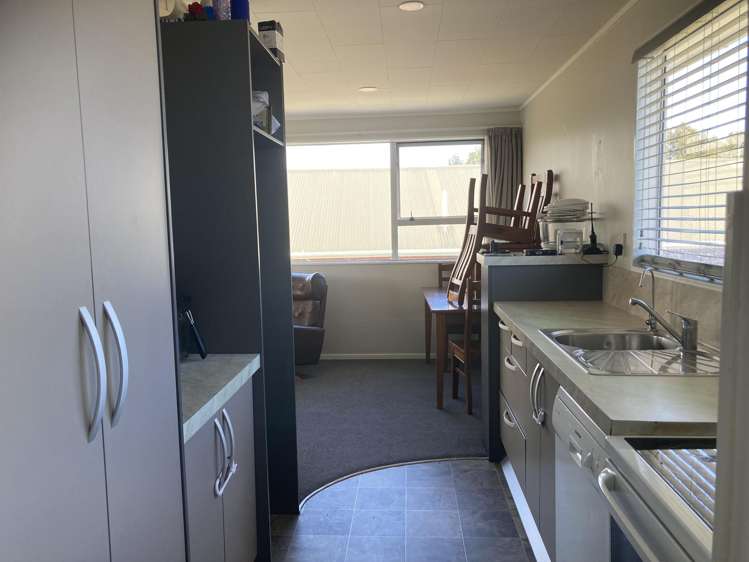 23 High Street East Waitara_10