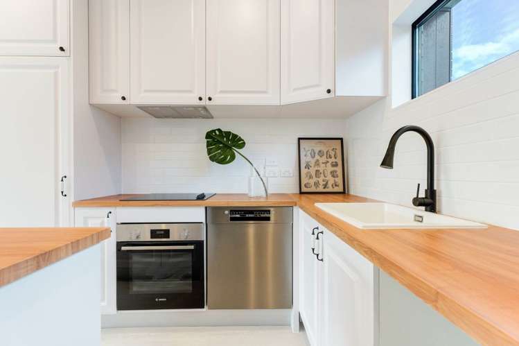 44A & 44F Parry Road Mt Wellington_9