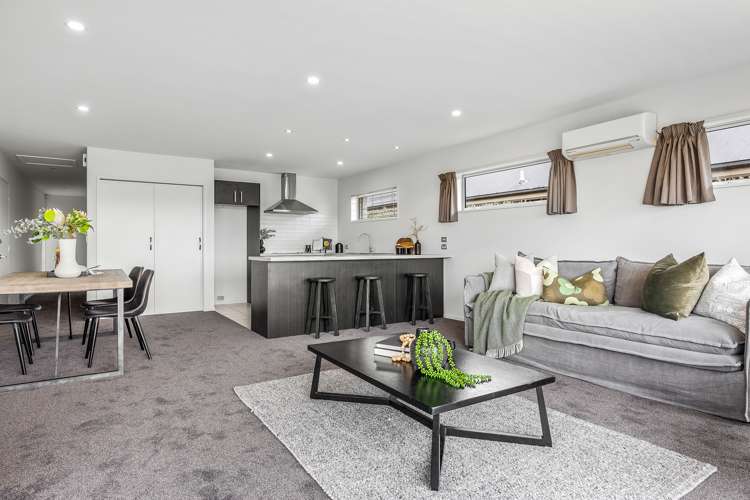 26 Millesimes Way Yaldhurst_5