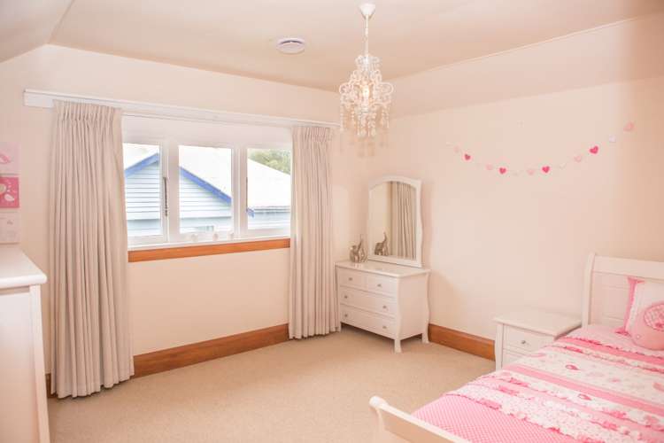 221 Hampden Street Hokitika_10