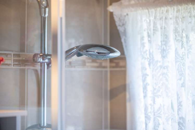 9 Matthews Crescent Melville_46