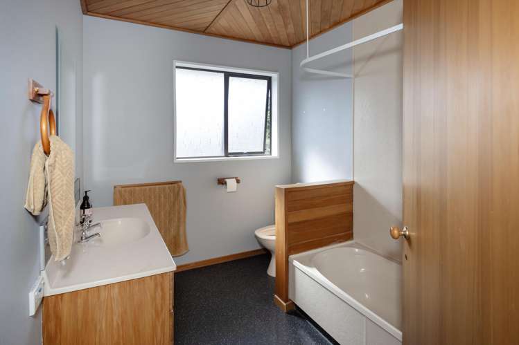 185 Homestead Road Weston_20