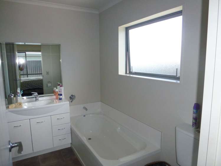 4 Briar Crescent Alexandra_10