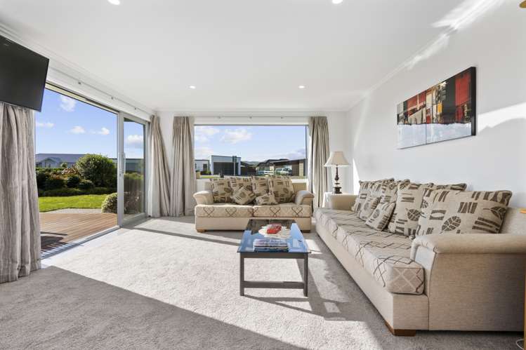 19 Alan Livingston Drive Cambridge_23