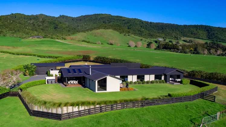 1351 South Road Kaitake_0