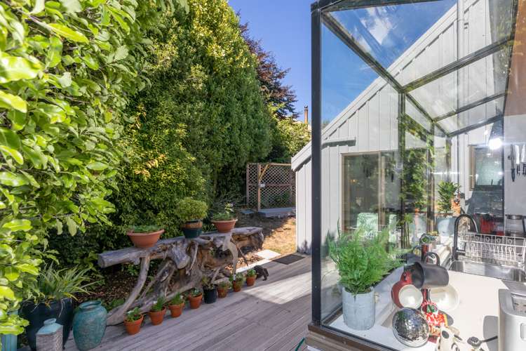 738 Peninsula Road Kelvin Heights_15