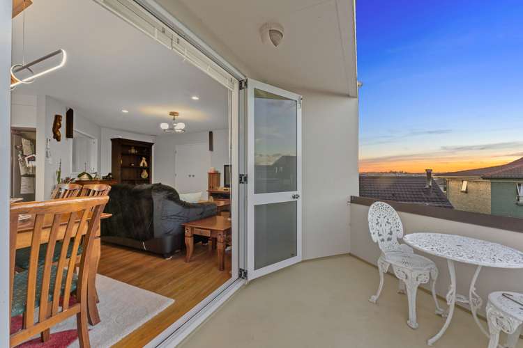 33 Gulf Crest Bucklands Beach_12