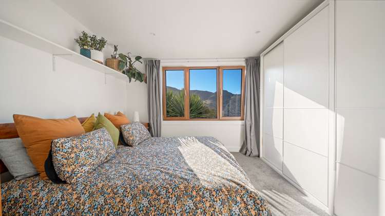 3 Pages Road Lyttelton_13