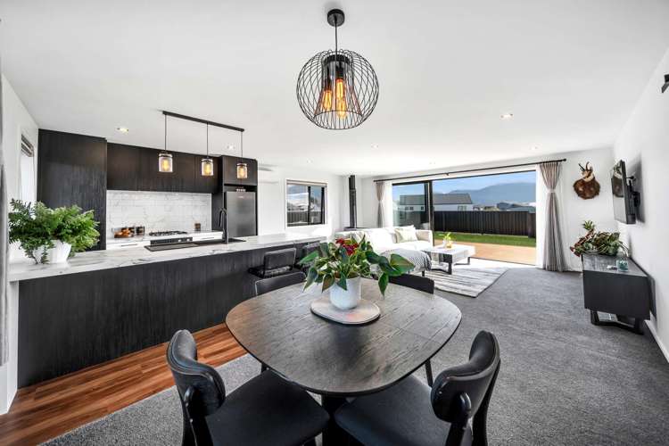 102 Tukare Loop Te Anau_7