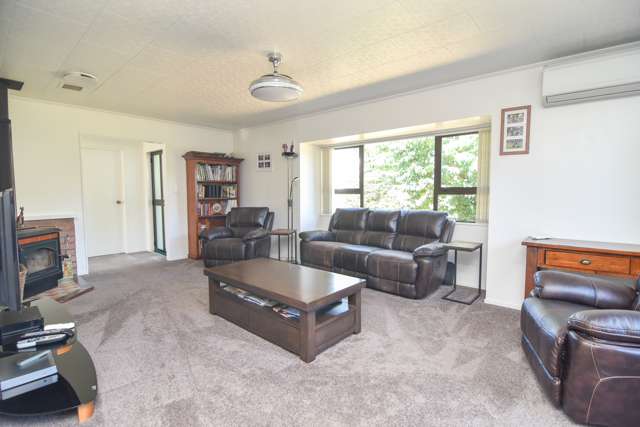 17 Deller Drive Carterton_2