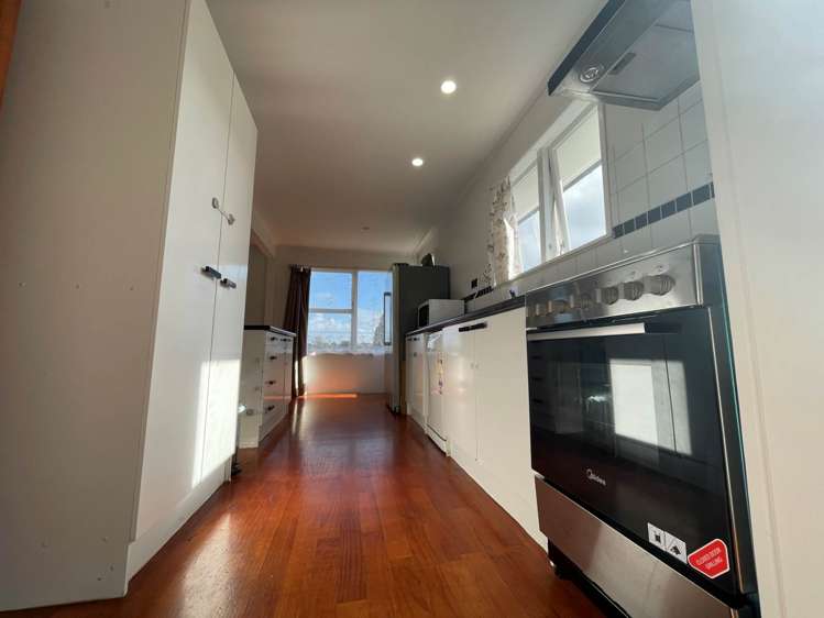 10 Hobart Crescent Wattle Downs_18