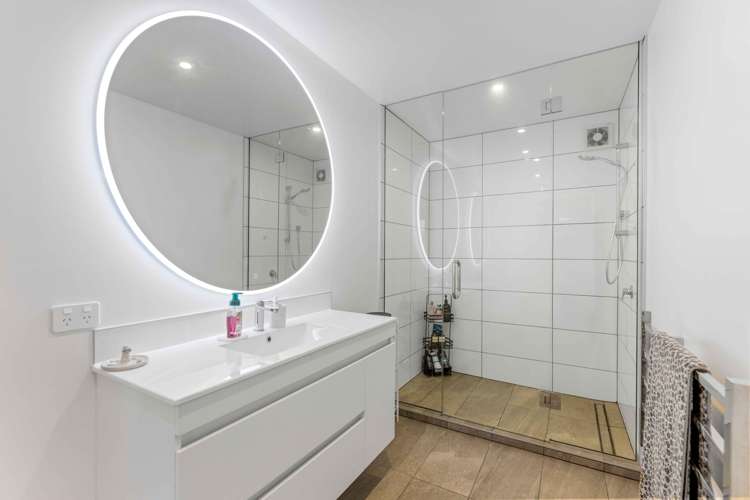 24 Norman Street Tainui_15