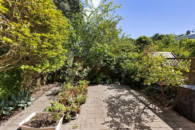 70 Te Wharepouri Street Berhampore_6