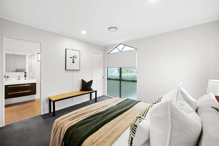 35 Keswick Crescent Huntington_11