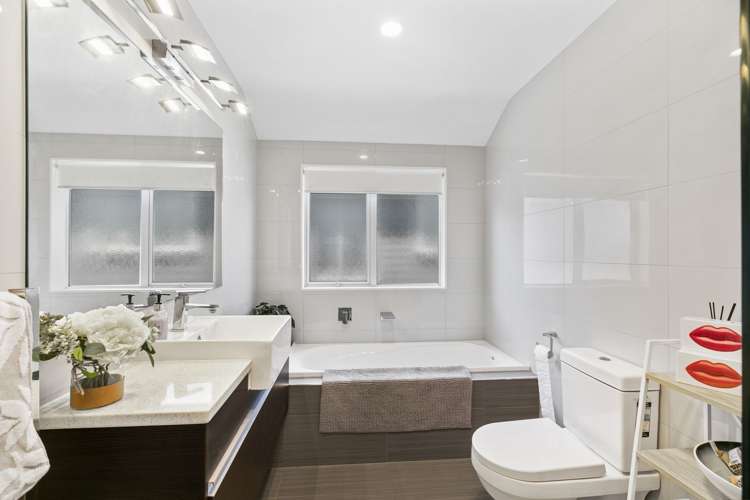 111b Moore Street Howick_15