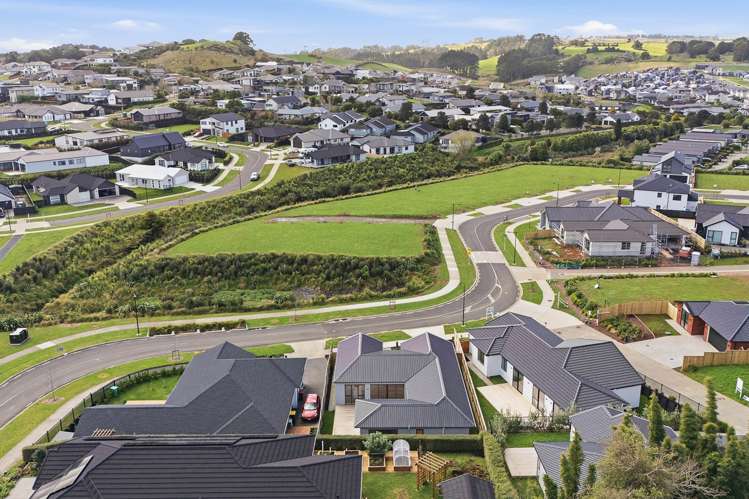 12 Rongoa Maori Way Pukekohe_29