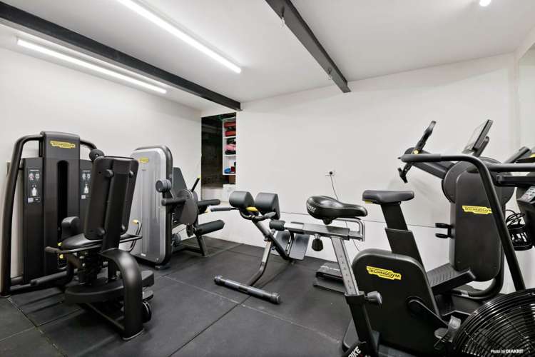 1/38 Gulf View Road Murrays Bay_31