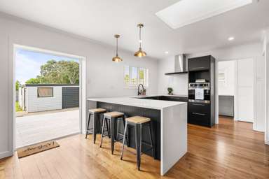 27 Charlotte Street_4