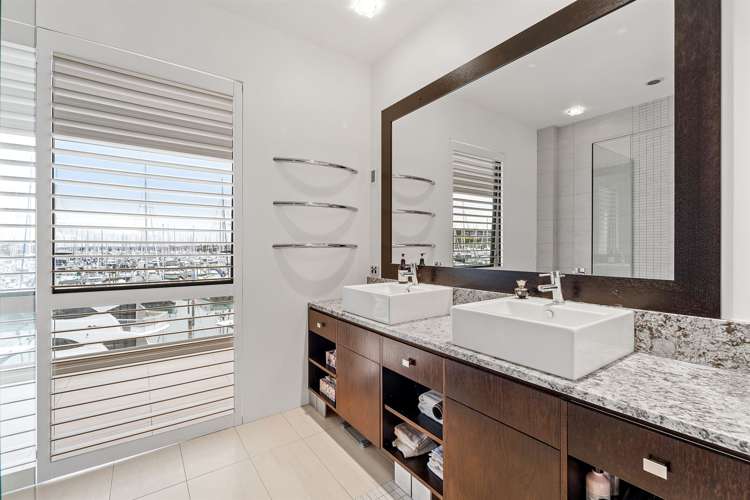 36 Rue Damarres Gulf Harbour_30