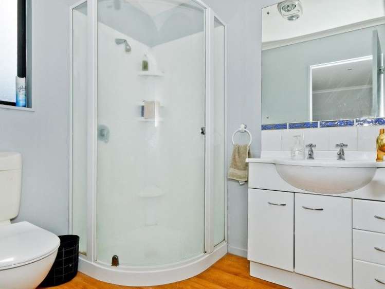 13 Waipuna Place Rototuna_10