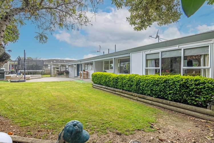 52 Wikiriwhi Crescent Awapuni_14