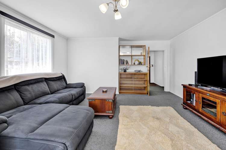 2 Acourt Street Hawera_7