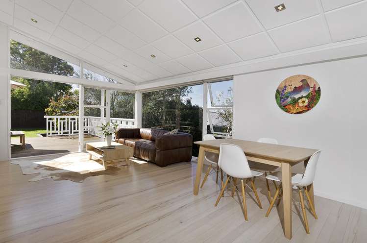 22 Divich Avenue Te Atatu South_6