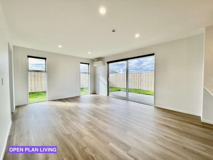 94 Monarch Drive 11103_6