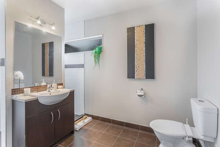 17 Glen Bay Close Pinehill_13