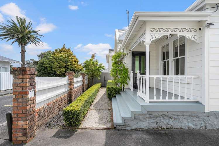 2 Lisnoe Avenue Mount Eden_18