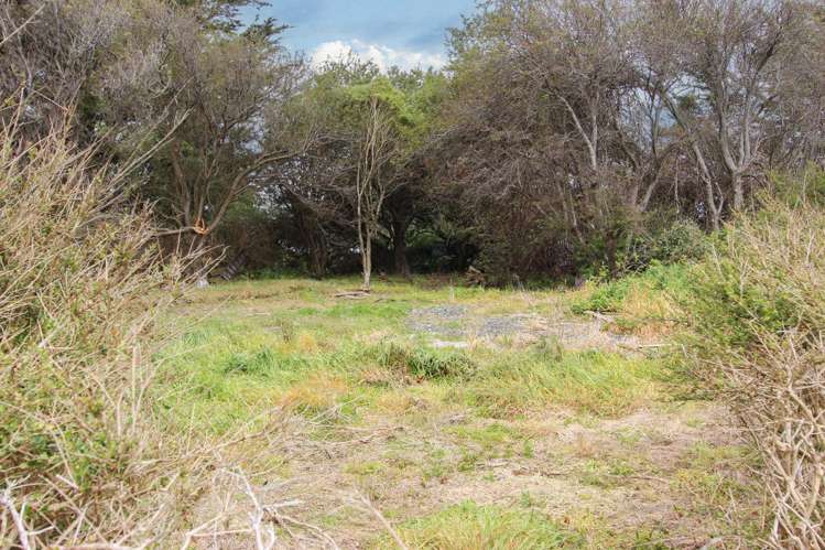 4 Perkins Street Tisbury_25