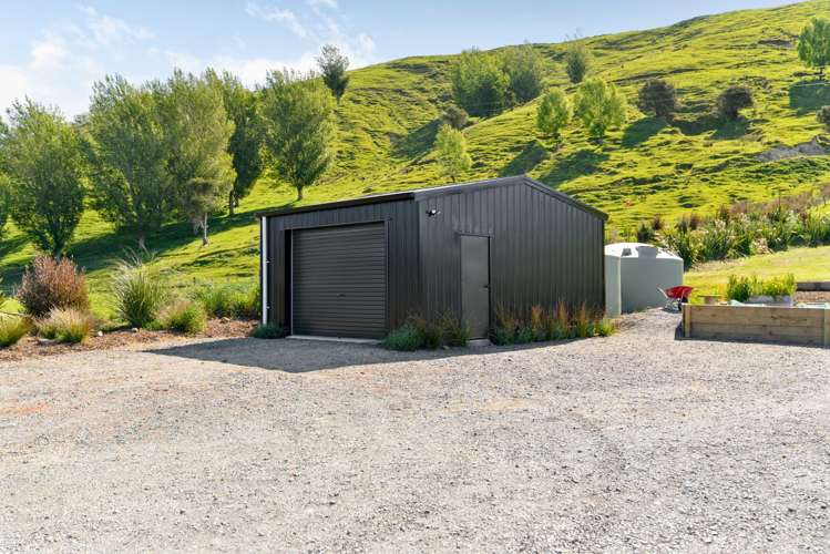 220 Ruakokoputuna Road Martinborough_19