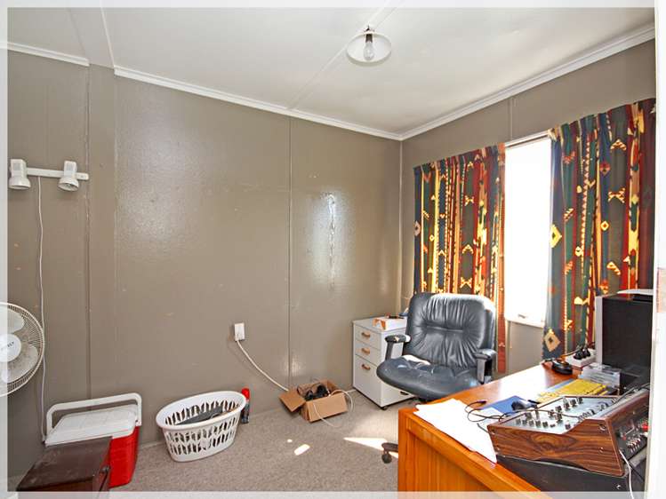 22 Andresen Street Foxton Beach_17