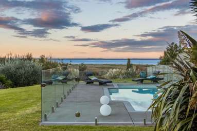 265 Walker Road East_2
