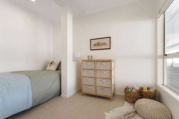 8/3 Leinster Avenue Mount Maunganui_17