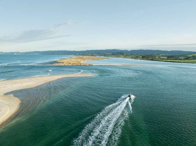 281 Cove Road Waipu_6