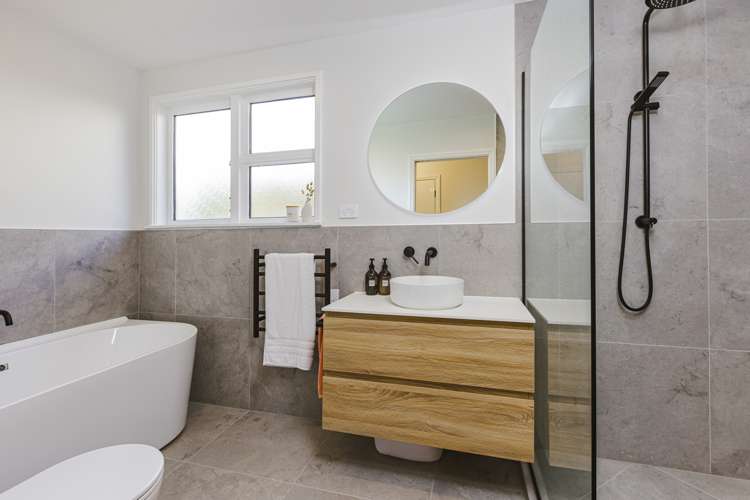 12 Village Way Ardmore_17