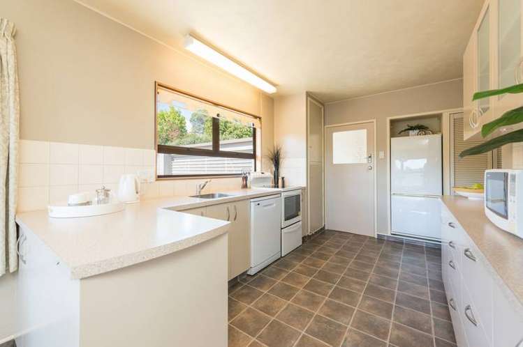 21 The Ridgeway Enner Glynn_5