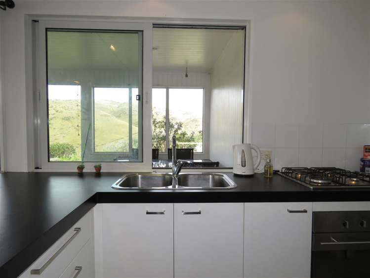 2/266 Patersons Road Motunau_4