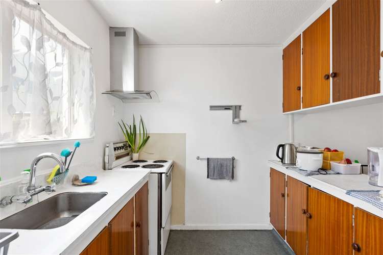 6/15 Buffon Street Waltham_10