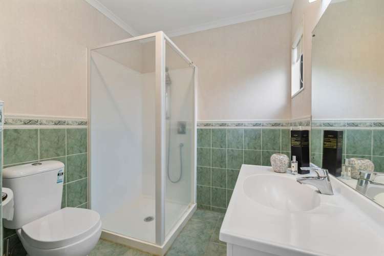 32 Clavoy Place East Tamaki_11